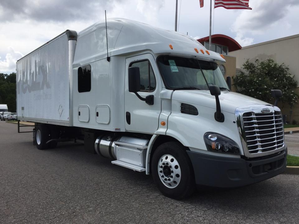 Freightliner Cascadia спальник